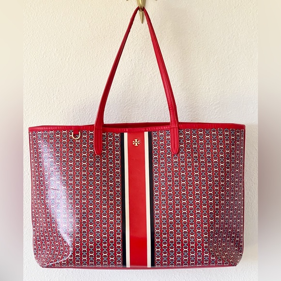 Tory Burch Gemini Link Large Red Logo Coated Canvas Vinyl Tote Bag - Picture 9 of 16